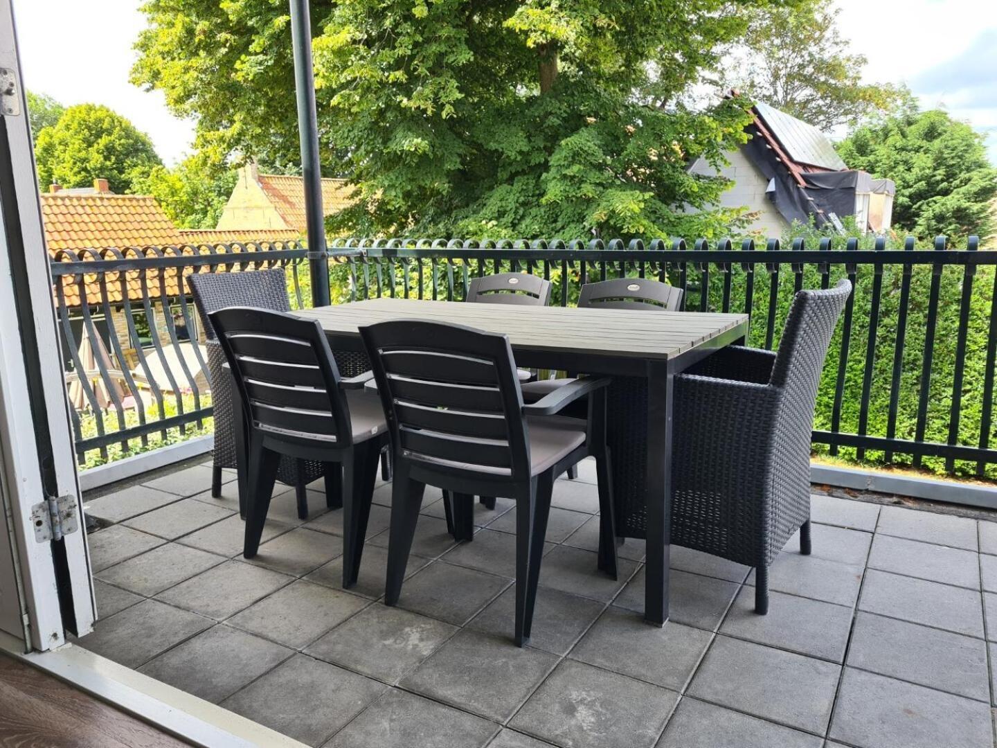 Staetige Dames Apartment Nes  Bagian luar foto