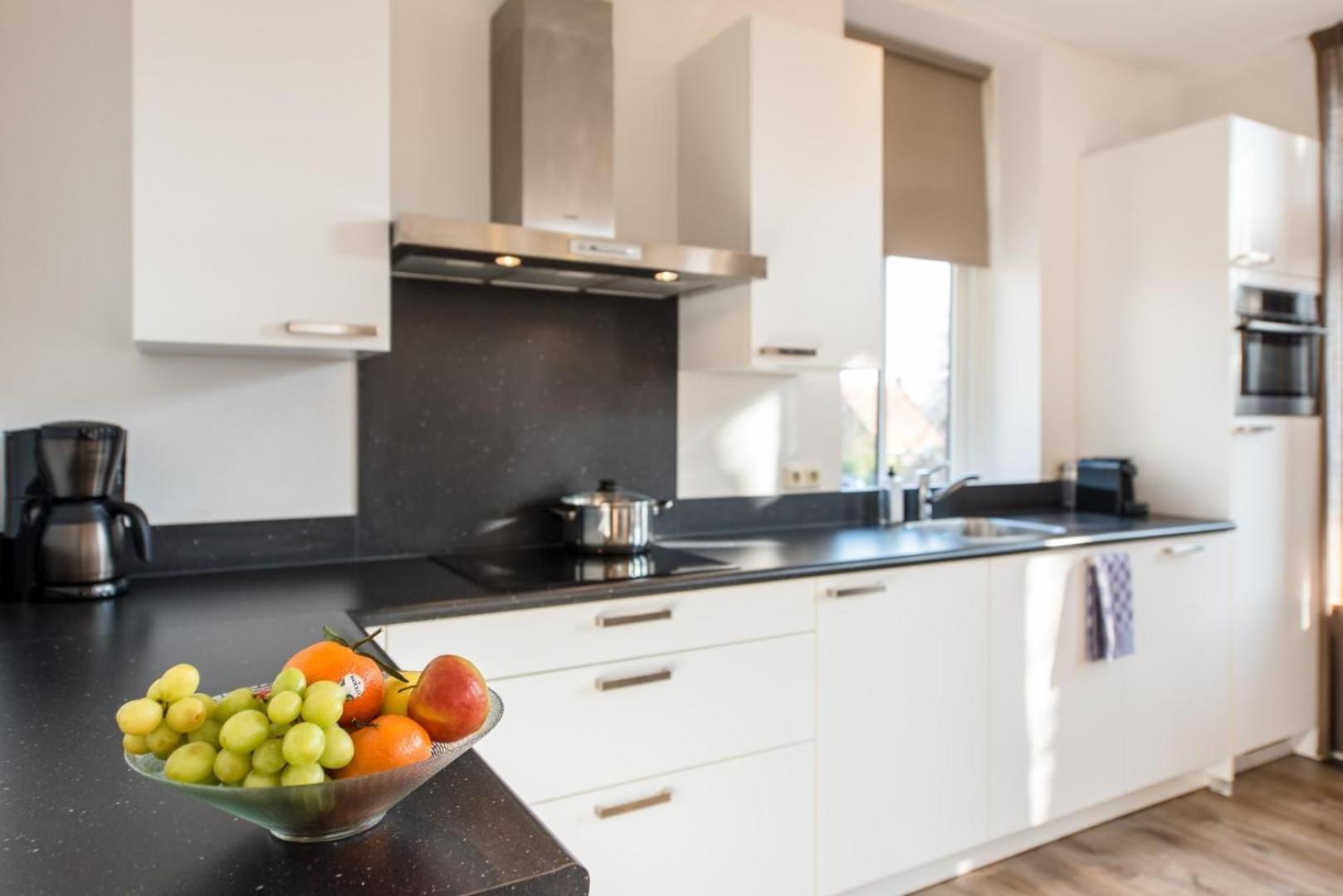 Staetige Dames Apartment Nes  Bagian luar foto