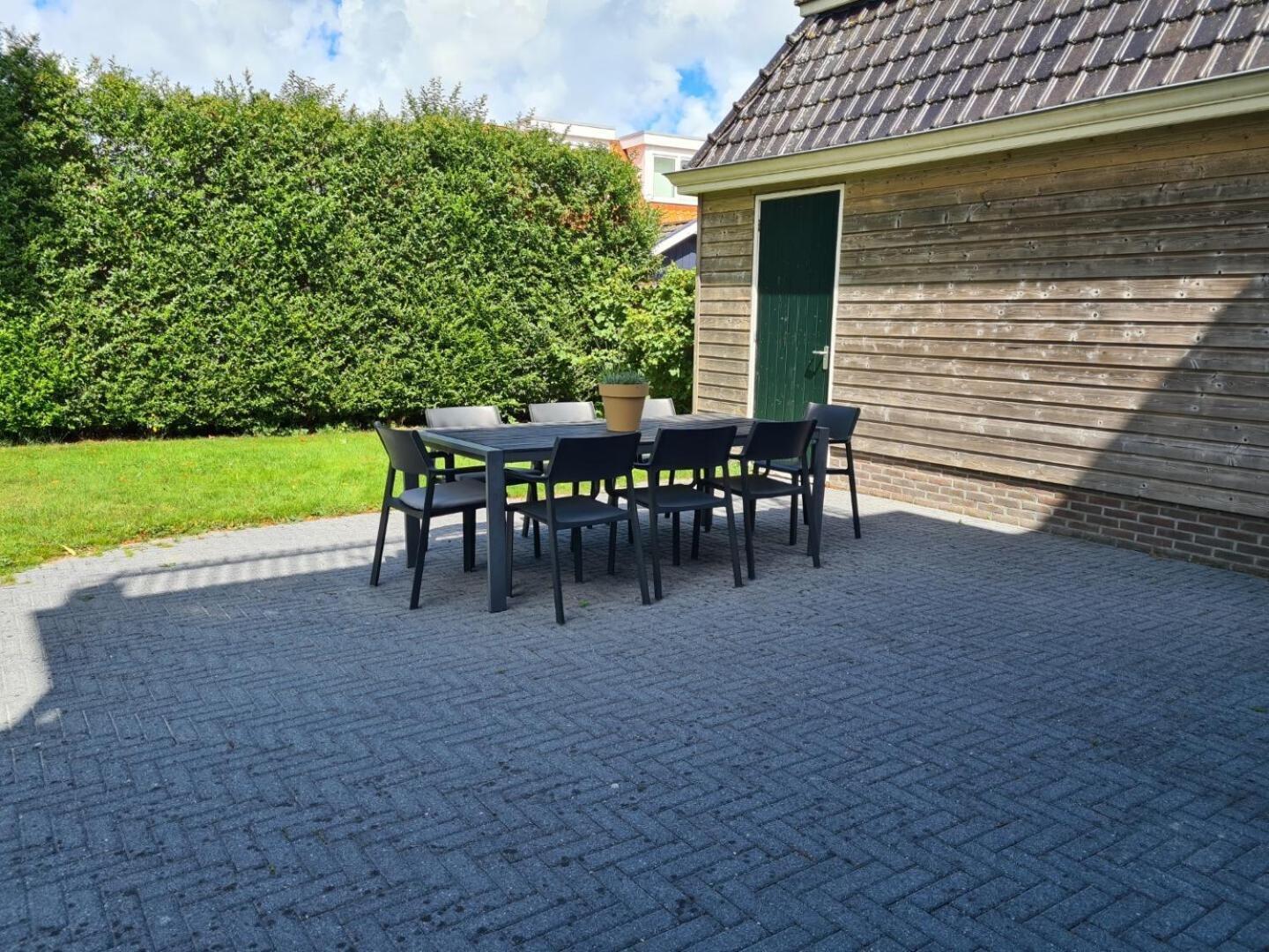 Staetige Dames Apartment Nes  Bagian luar foto
