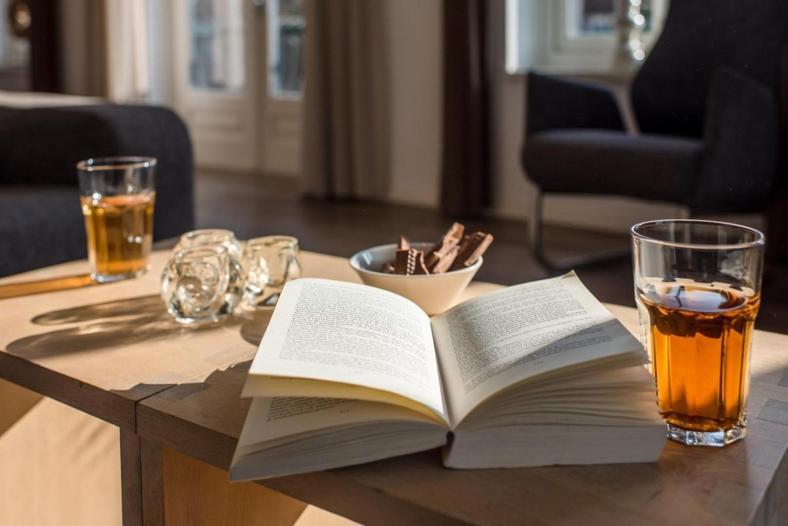 Staetige Dames Apartment Nes  Bagian luar foto