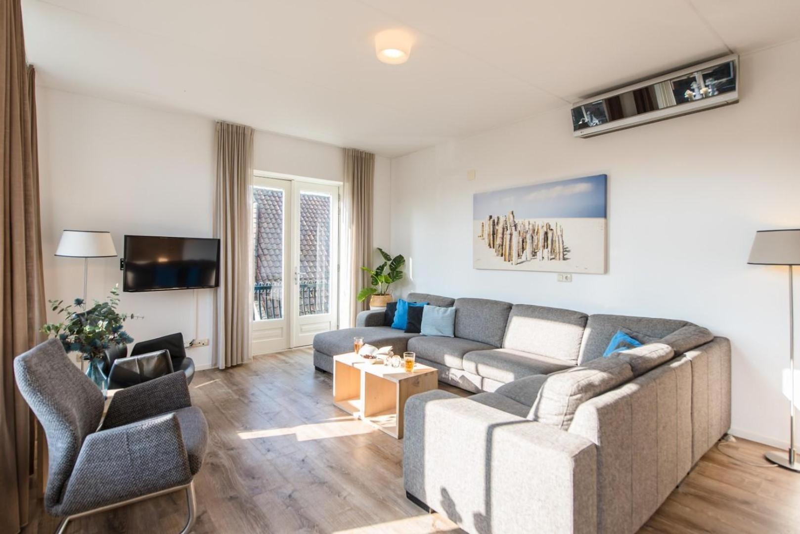 Staetige Dames Apartment Nes  Bagian luar foto