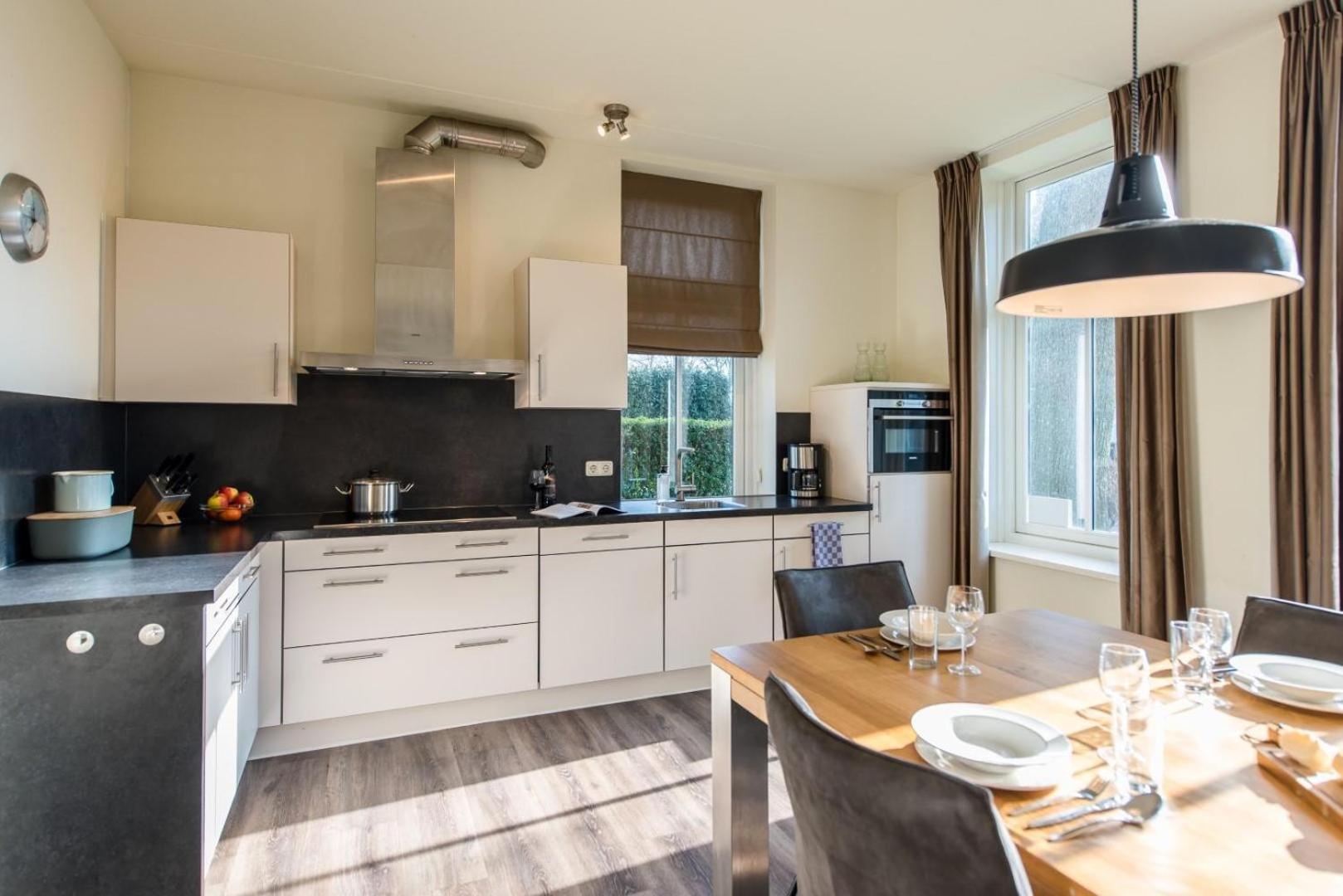 Staetige Dames Apartment Nes  Bagian luar foto