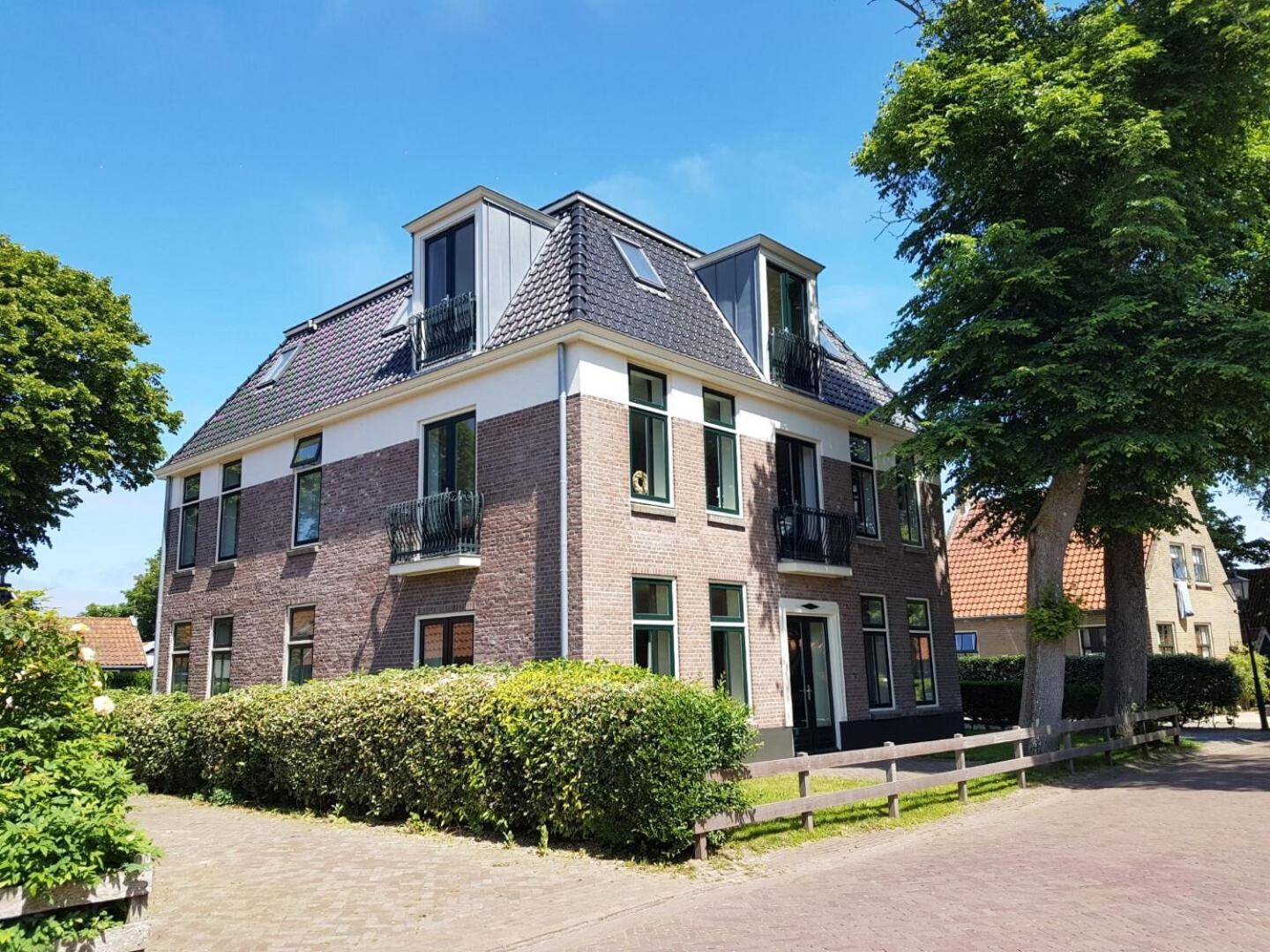 Staetige Dames Apartment Nes  Bagian luar foto