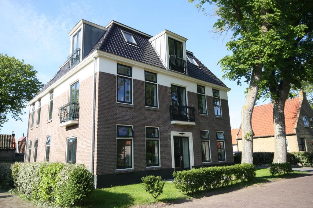 Staetige Dames Apartment Nes  Bagian luar foto